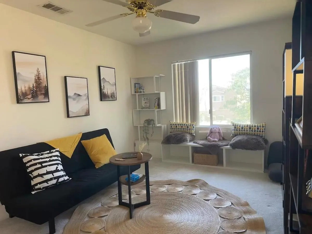 Spacious 3Br Family Home Near Las Vegas Strip